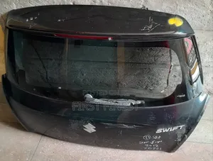 Suzuki Swift 2012 Boot