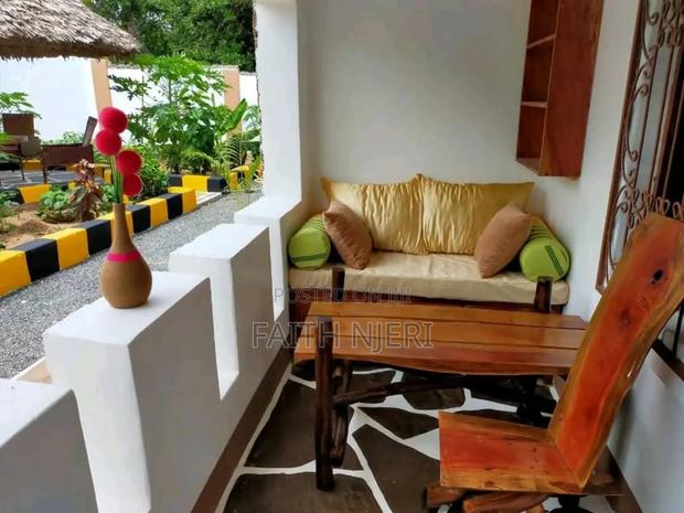 Furnished 1bdrm Villa in Tudor for rent - thumbnail 5