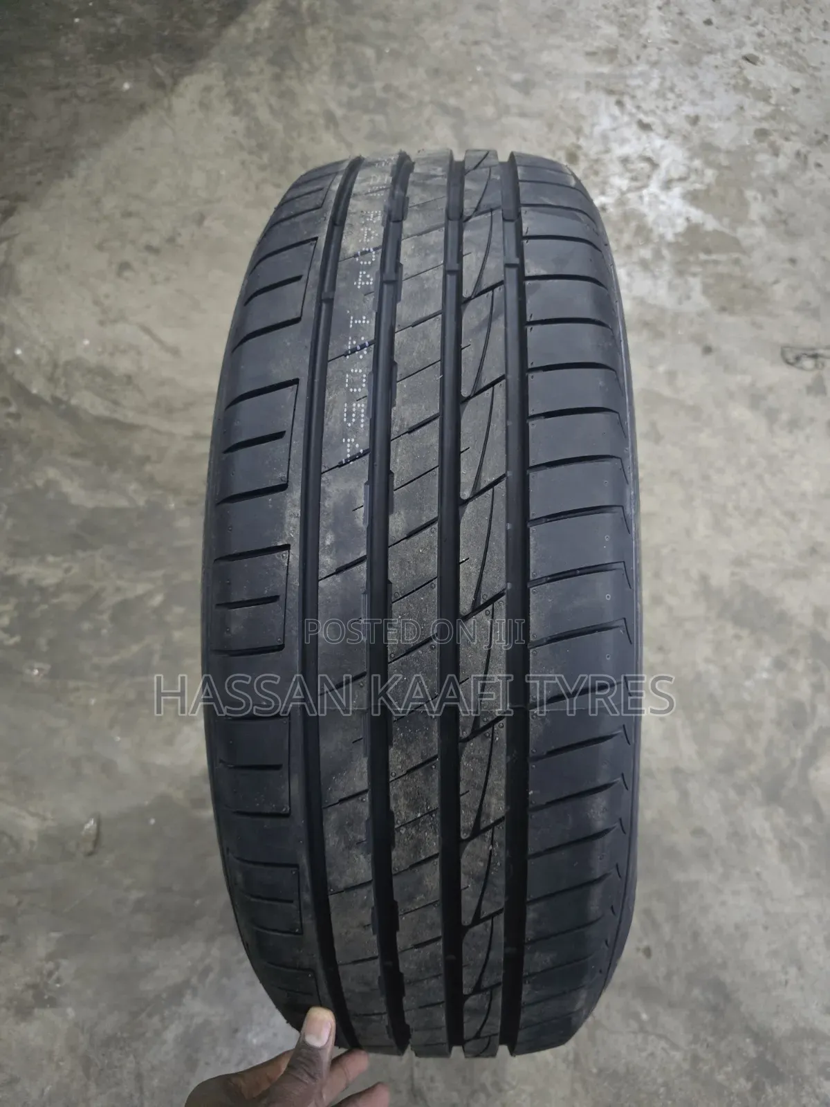 225/55r19 Durun Tyre