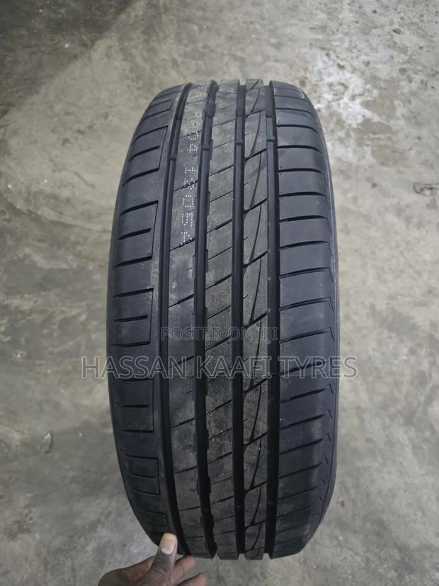 225/55r19 Durun Tyre - thumbnail 2