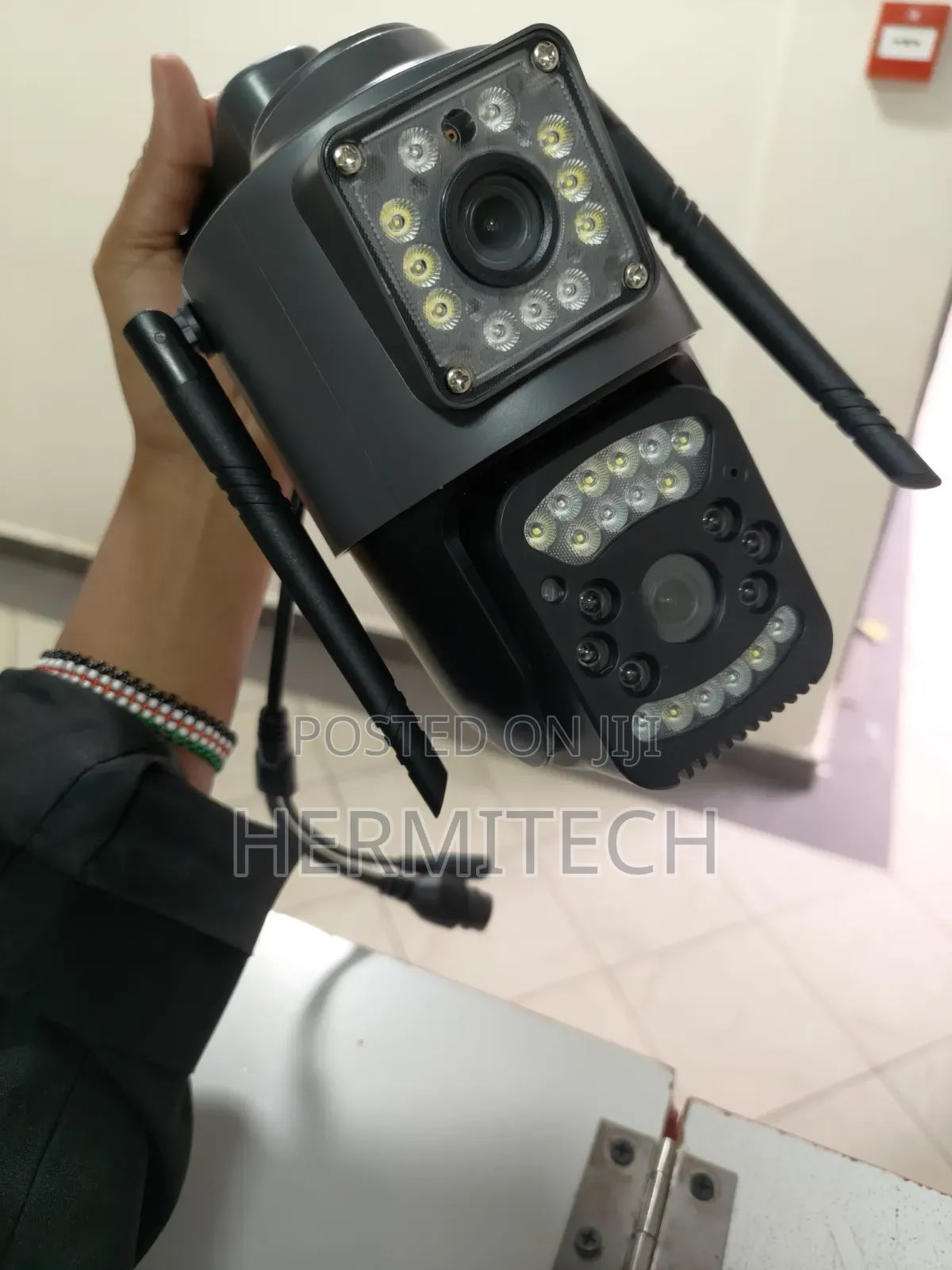 Budget Friendly Dual Lens 4g Electric Model With Ethernet Cable