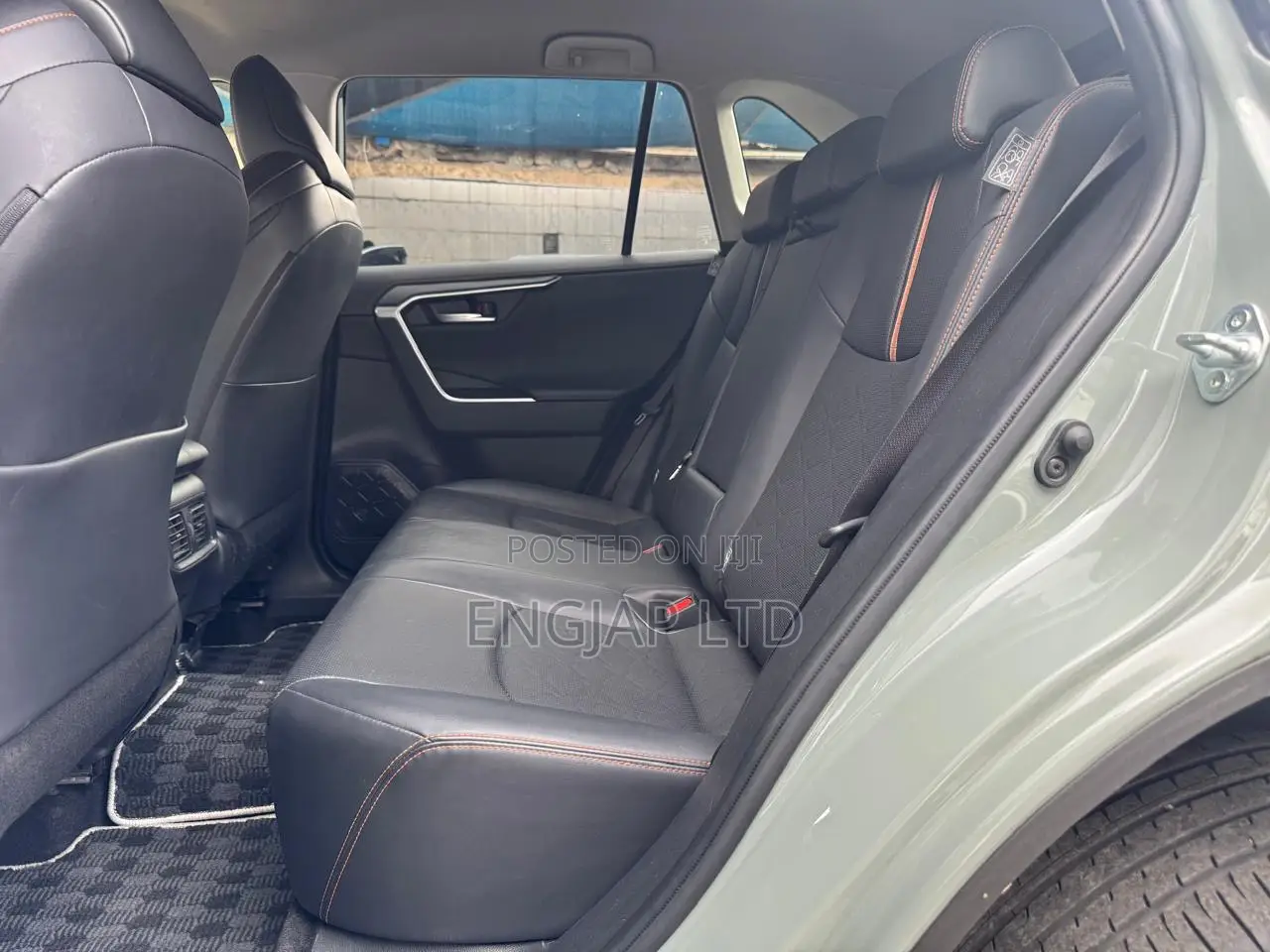 Toyota RAV4 Adventure 2019 Green