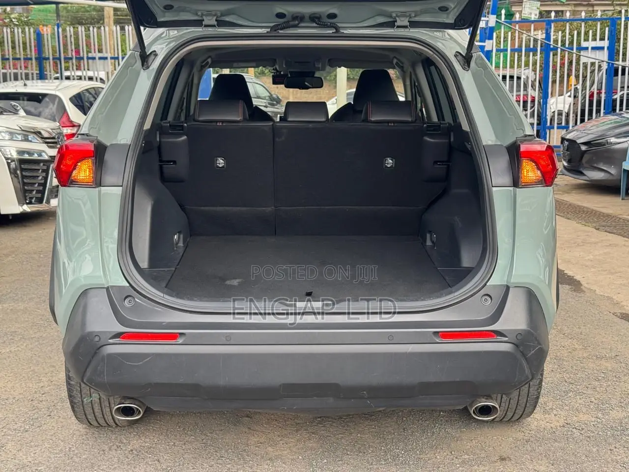 Toyota RAV4 Adventure 2019 Green