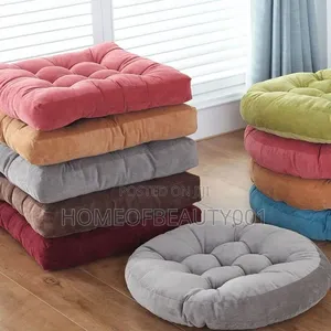 Round Poufs