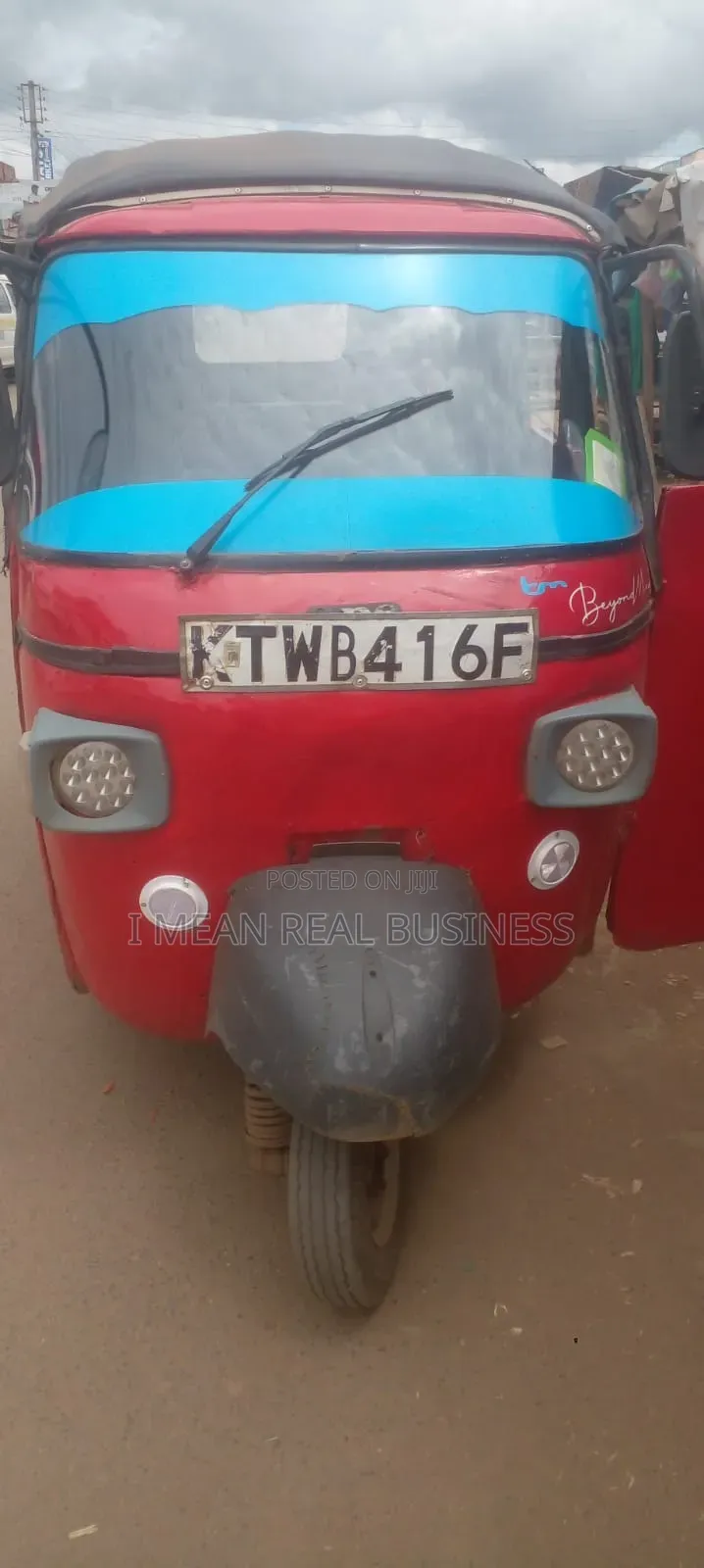 Piaggio 2016 Red