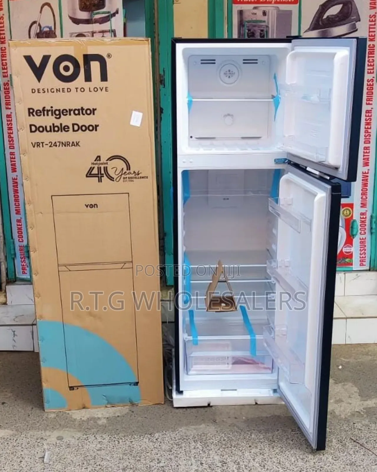 Von 247l No Frost Double Door Refrigerator Top Freezer