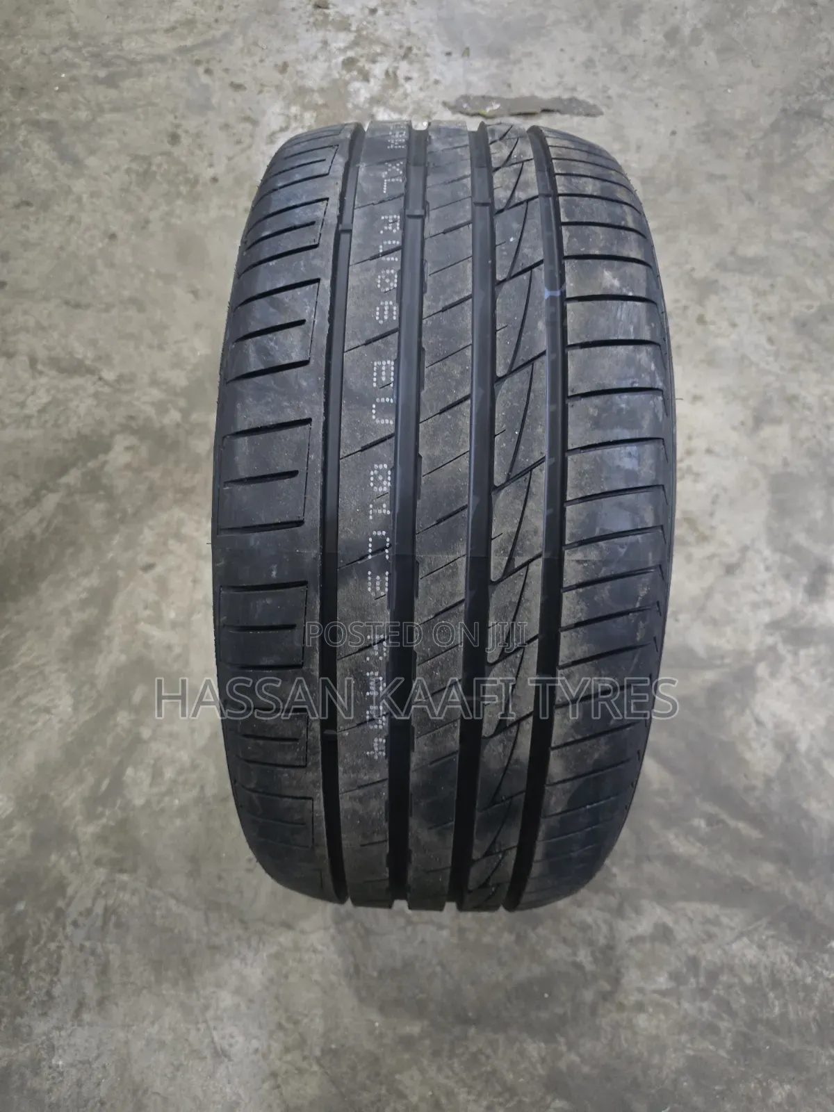 275/40r19 Durun Tyre