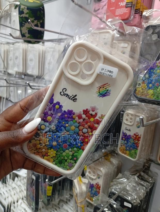 iPhone 12 Pro Shockproof Silicone Floral-Patterned Case - thumbnail 2