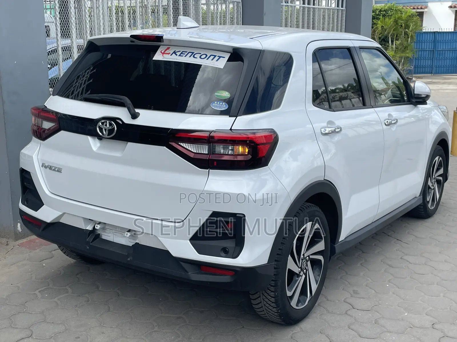 Toyota Raize 1.0 FWD 2020 White