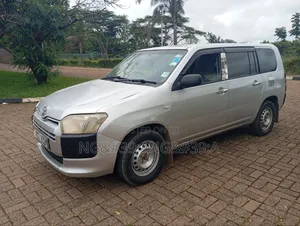 Toyota Succeed 2013 Silver