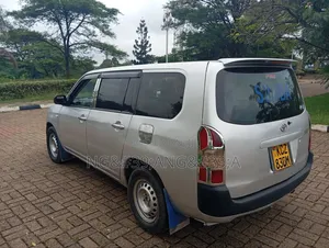 Toyota Succeed 2013 Silver