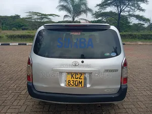 Toyota Succeed 2013 Silver