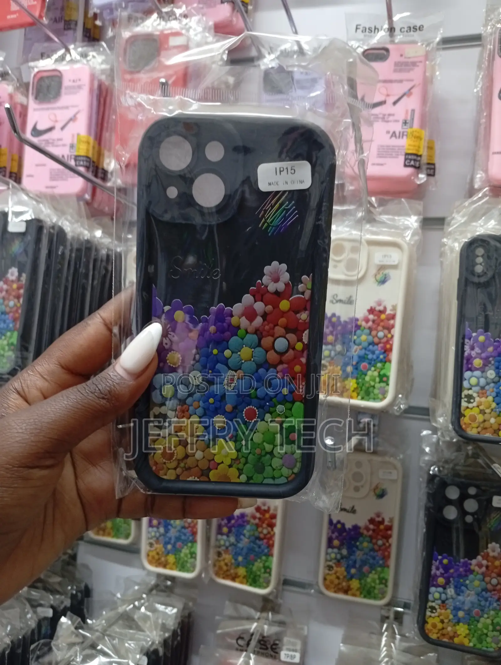 iPhone 15 Fashionable Black Phone Case