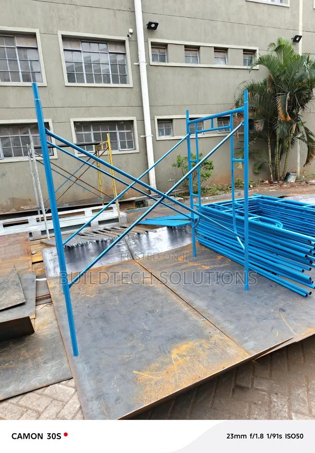 Heavy Duty Steel Scaffolding Ladder 2m Stable Reliable Design