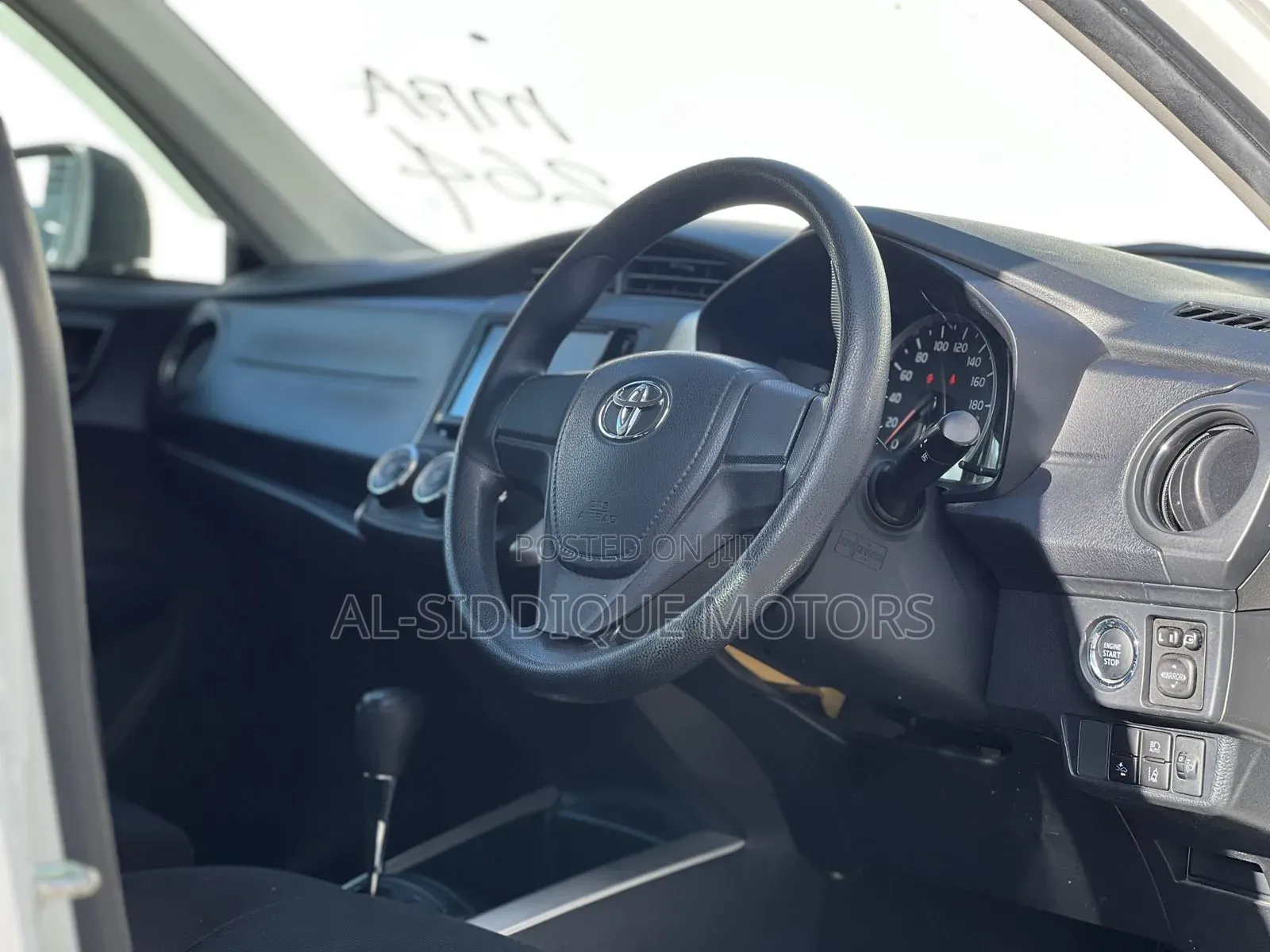 Toyota Corolla Fielder 1.5 Petrol FWD 2019 White