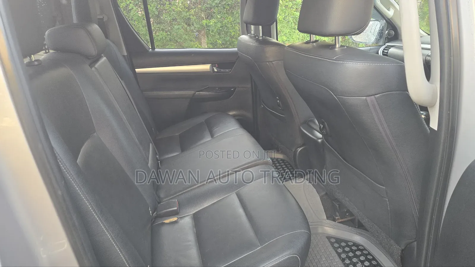 Toyota Hilux 2017 Silver