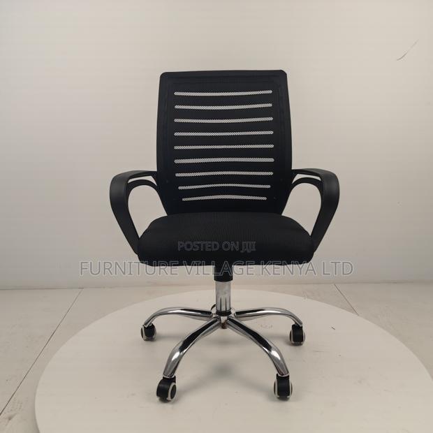 Swivel Adjustable Breathable Task Mesh Chair - thumbnail 4
