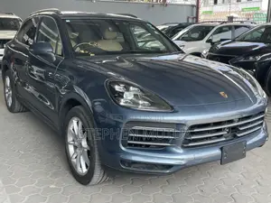 Porsche Cayenne Base AWD 2019 Blue