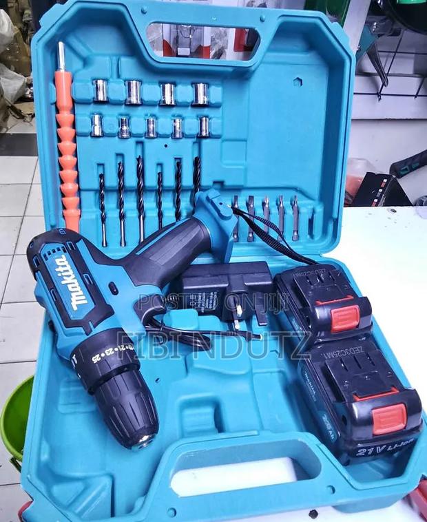 Make Work Easier With Makita Cordless Drill Saves Power - main view