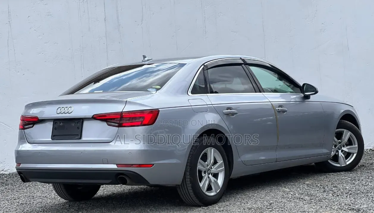 Audi A4 2.0T Premium FWD 2017 Silver