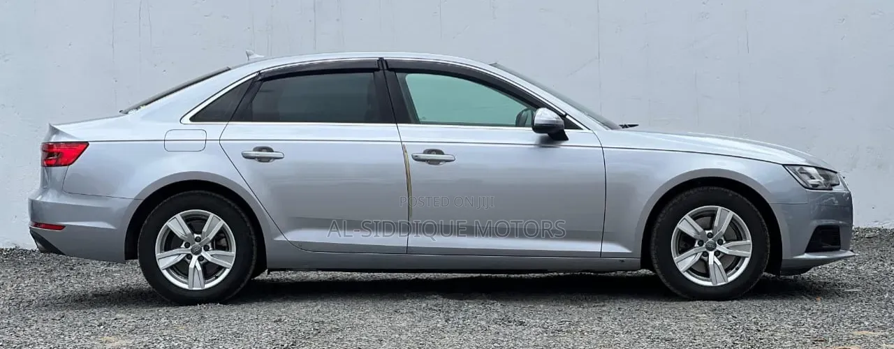Audi A4 2.0T Premium FWD 2017 Silver
