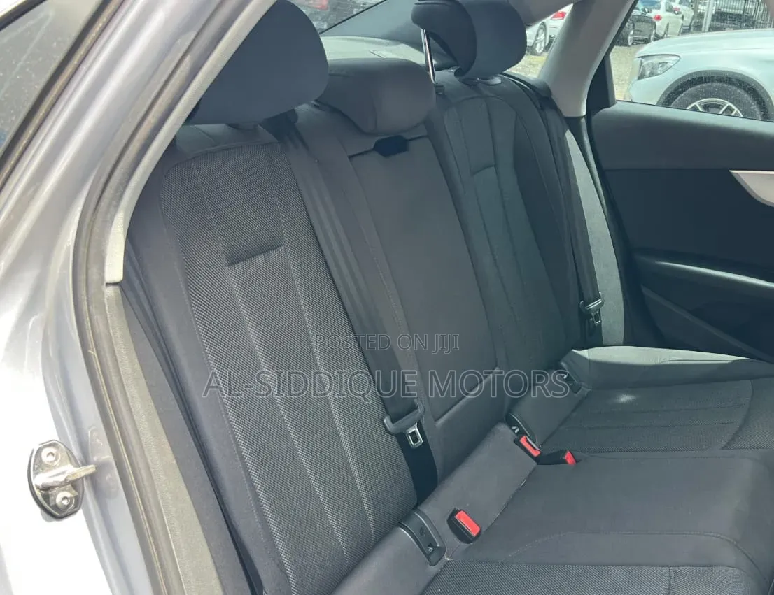 Audi A4 2.0T Premium FWD 2017 Silver