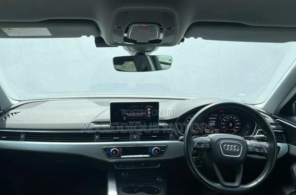 Audi A4 2.0T Premium FWD 2017 Silver