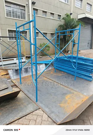 Safety Scaffolding Ladder for Sale (Whole Sale)
