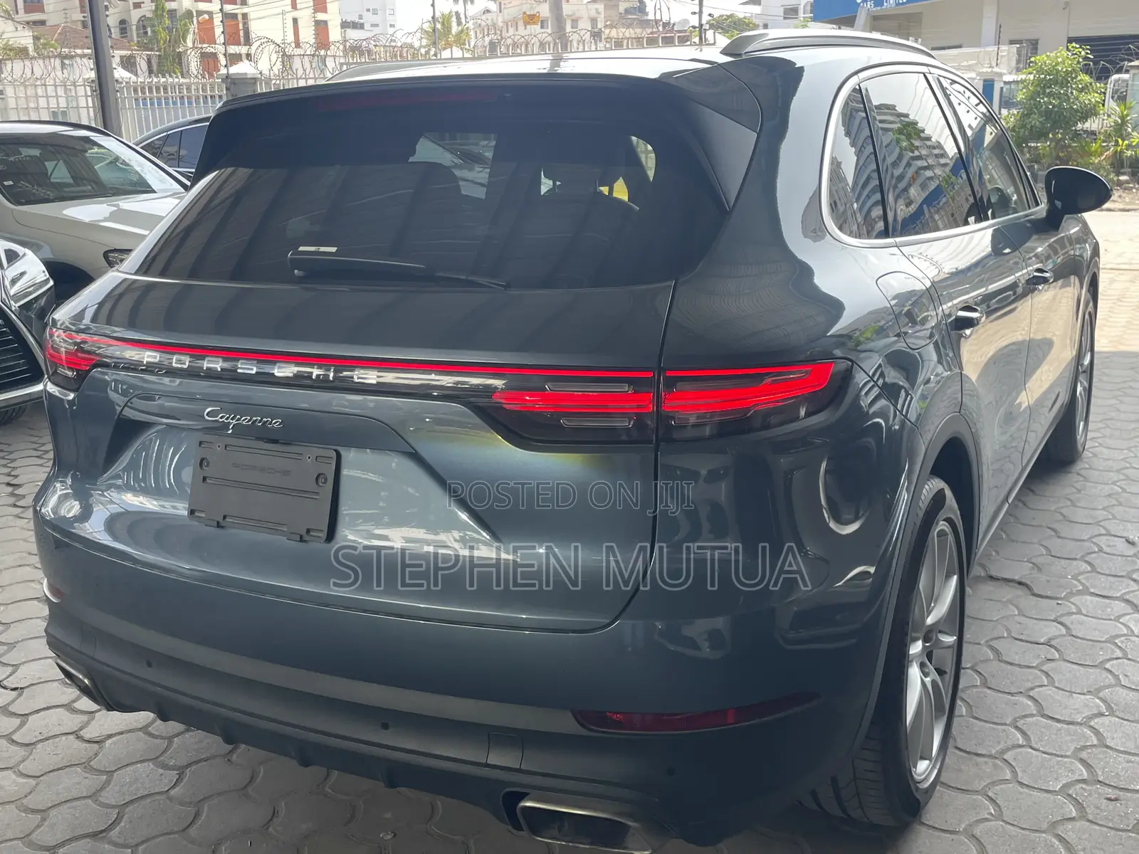 Porsche Cayenne Base AWD 2019 Blue