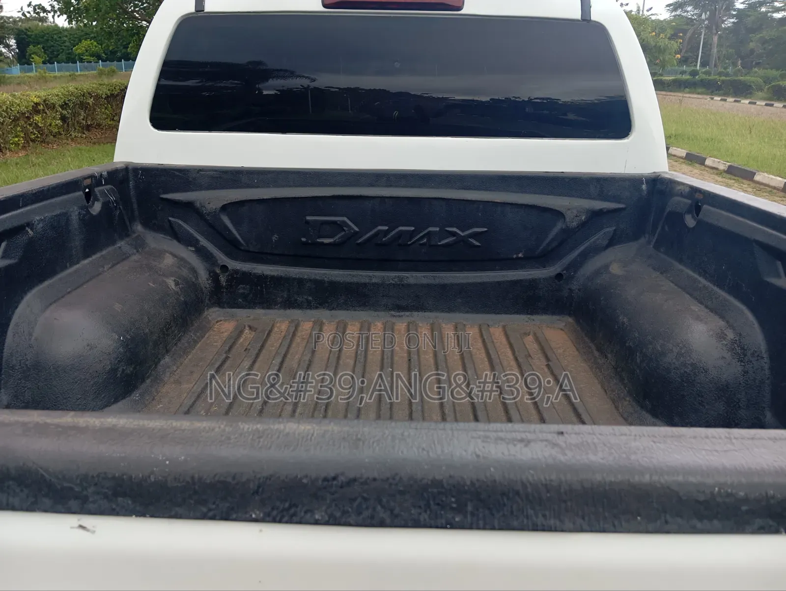 Isuzu D-MAX 2016 White