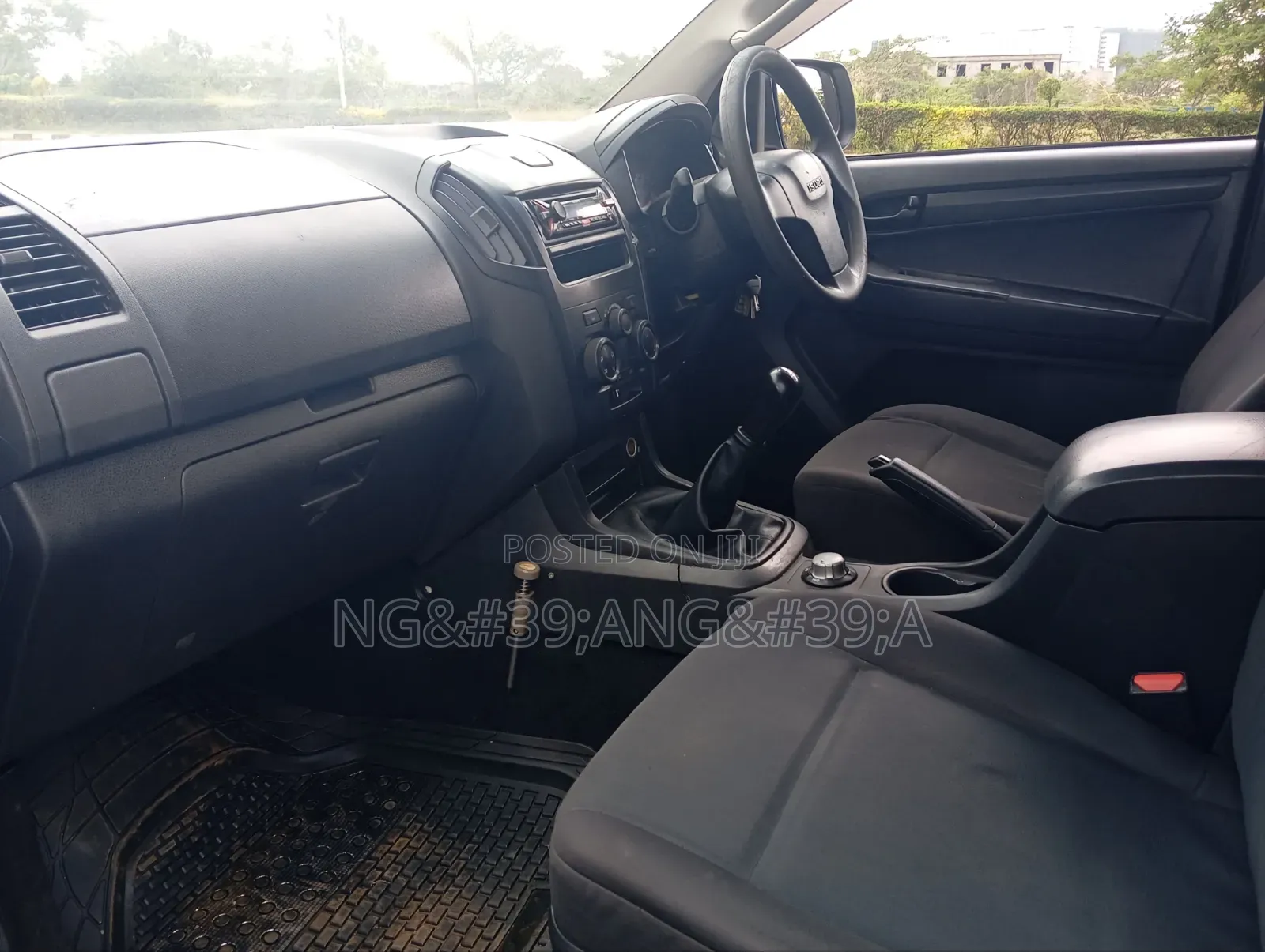 Isuzu D-MAX 2016 White
