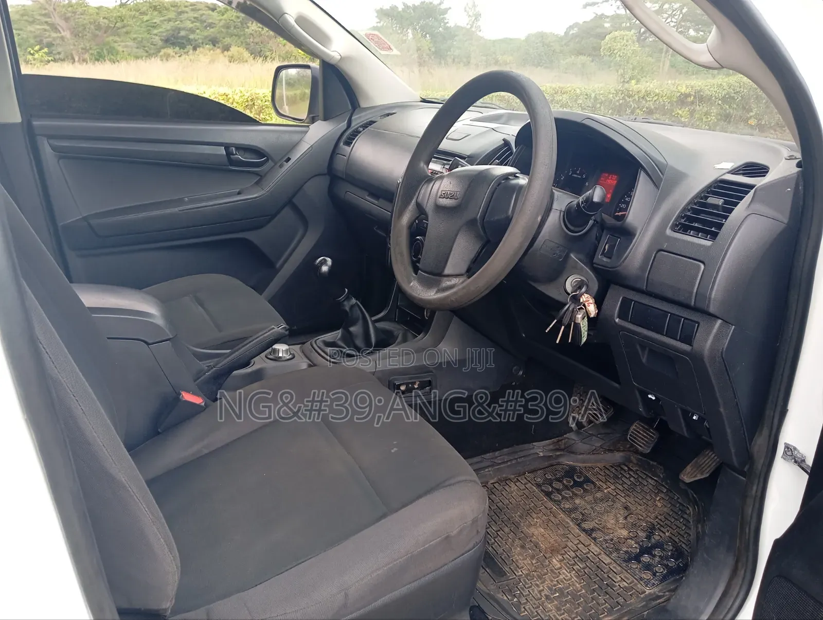 Isuzu D-MAX 2016 White