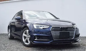 Audi A4 2.0T Premium FWD 2019 Blue