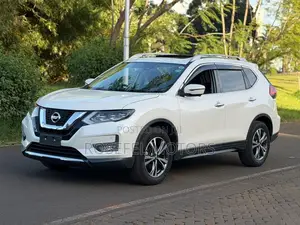 Nissan X-Trail 2.0 Petrol AWD 2019 White