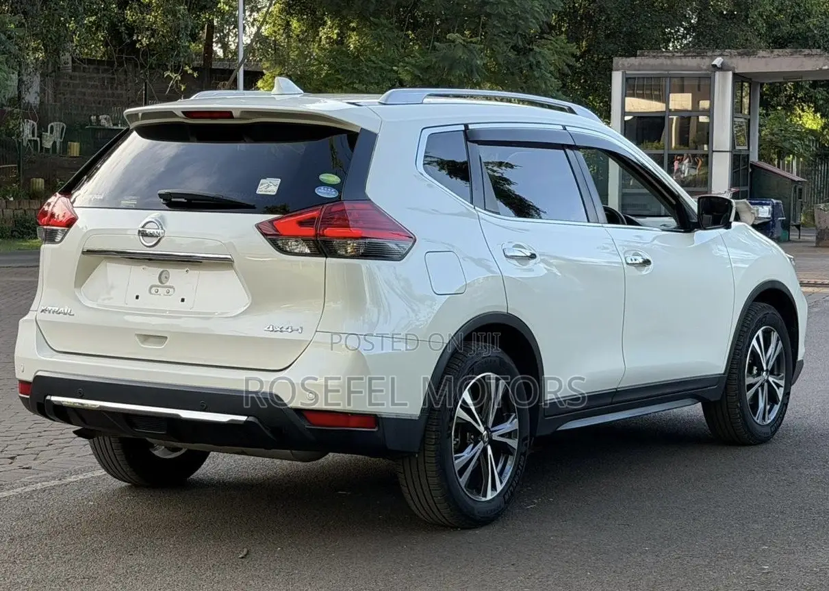 Nissan X-Trail 2.0 Petrol AWD 2019 White