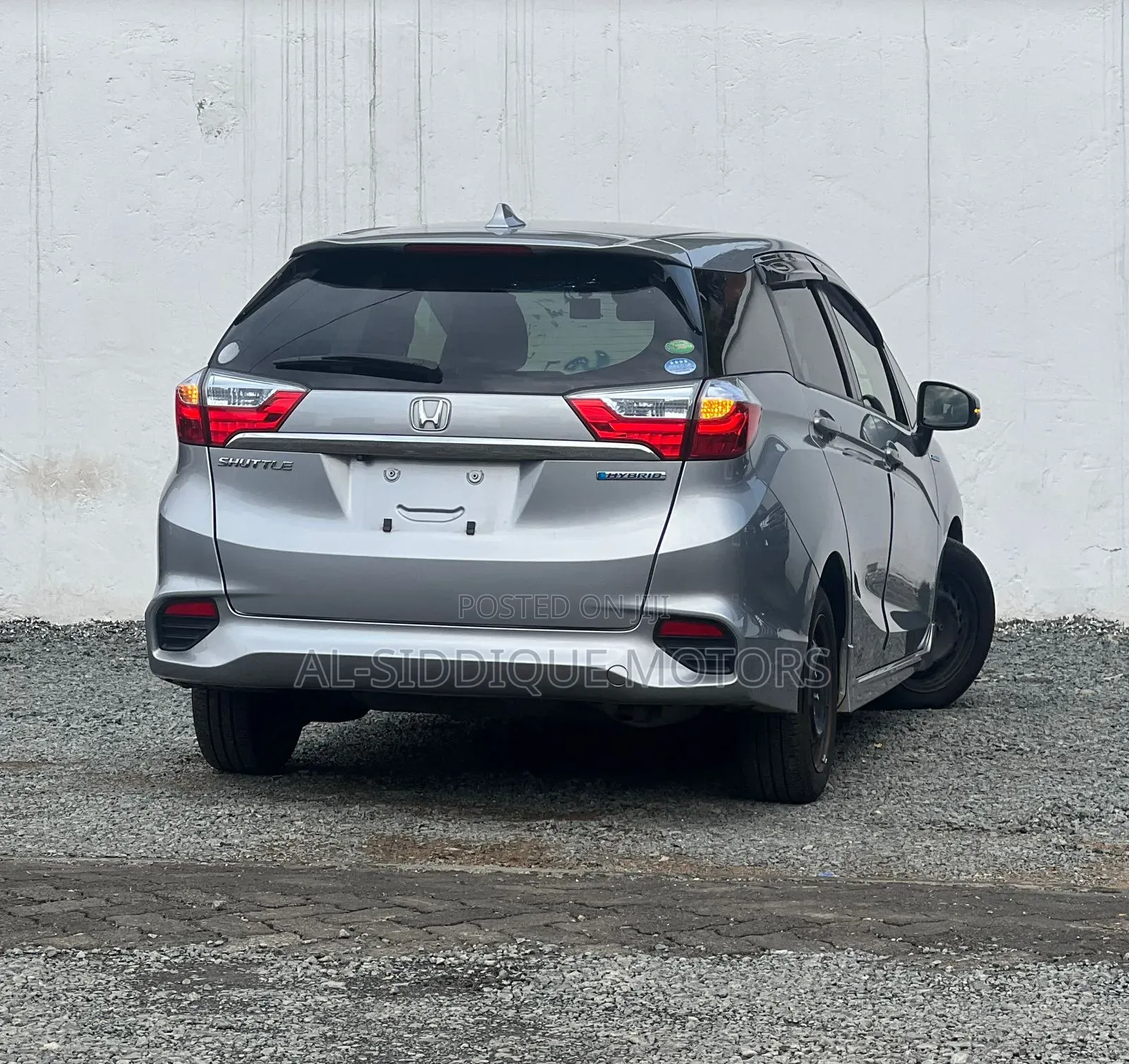 Honda Fit Shuttle 1.5 Hybrid 2WD 2019 Silver