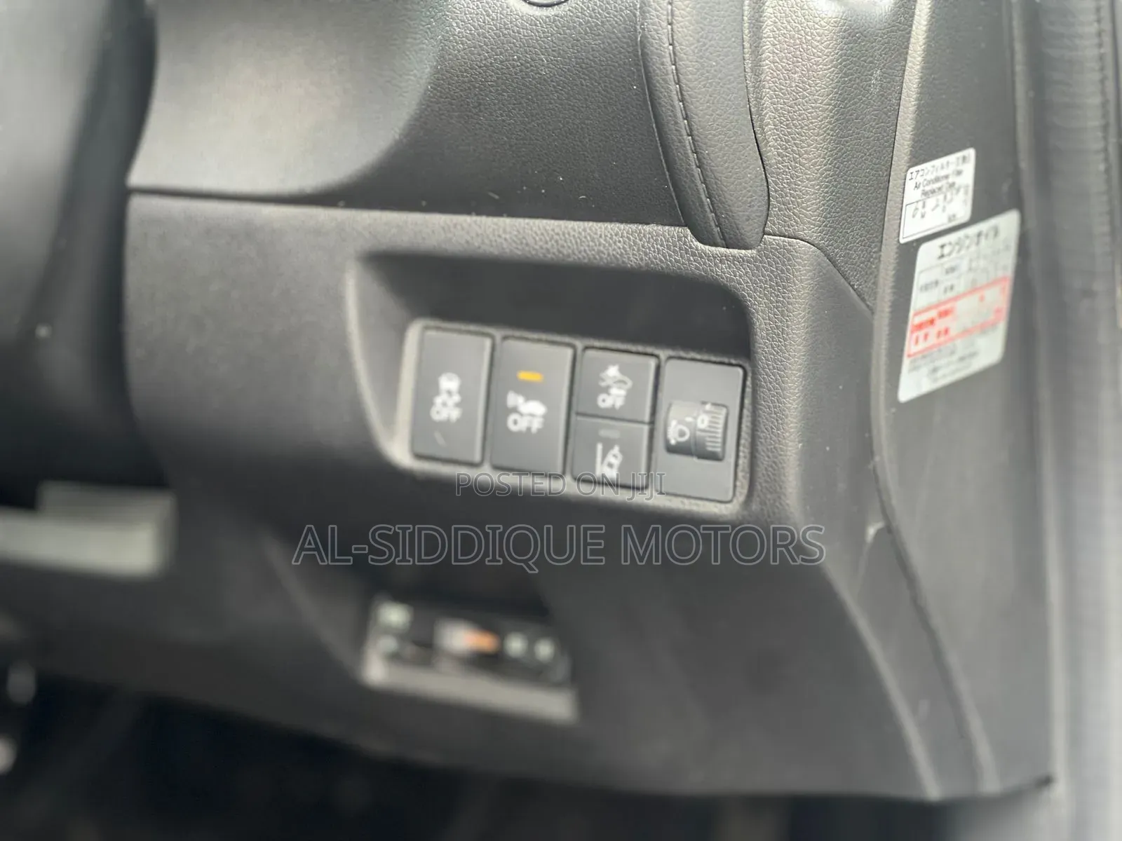 Honda Fit Shuttle 1.5 Hybrid 2WD 2019 Silver