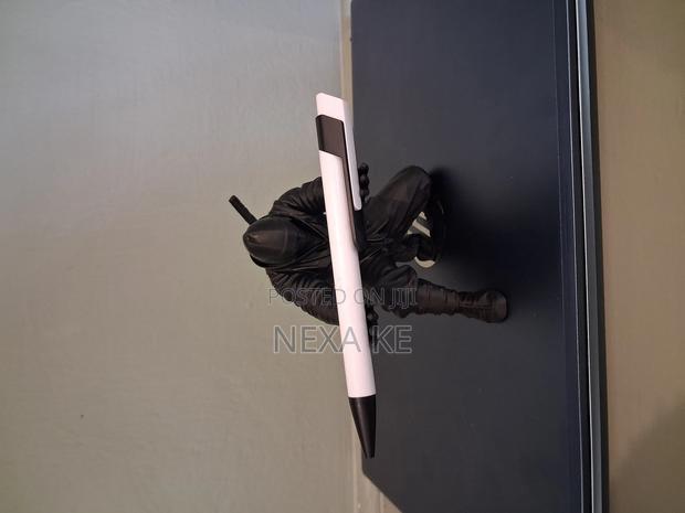 Pen Holder - thumbnail 3