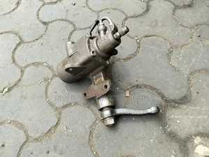 Toyota Hilux Rn85 Steering Rack 4wd