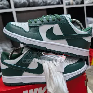 Nike Sb Green Sneakers
