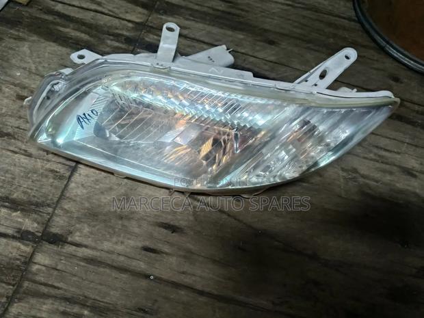 Headlight Toyota/Axio Non - Xenon