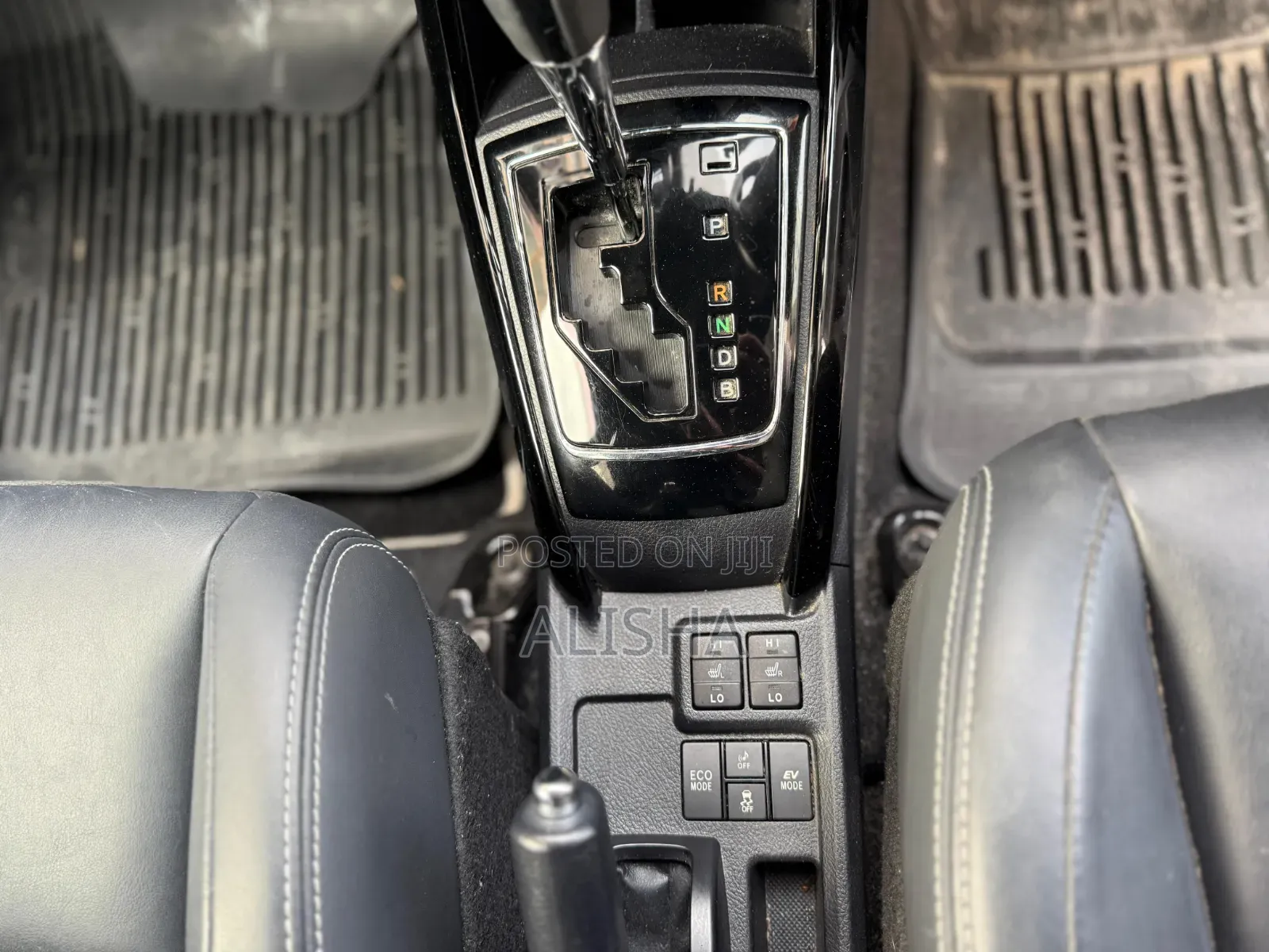 Toyota Corolla Fielder 2018 Black