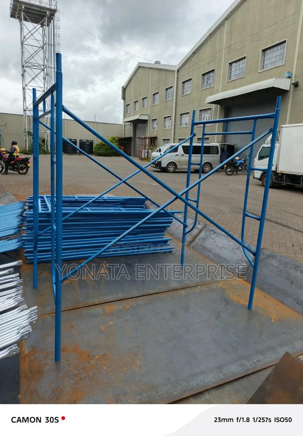 Premium Quality Scaffolding Ladders for Commercial Works