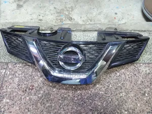 Nissan Ex-Trail Nt32 Grill