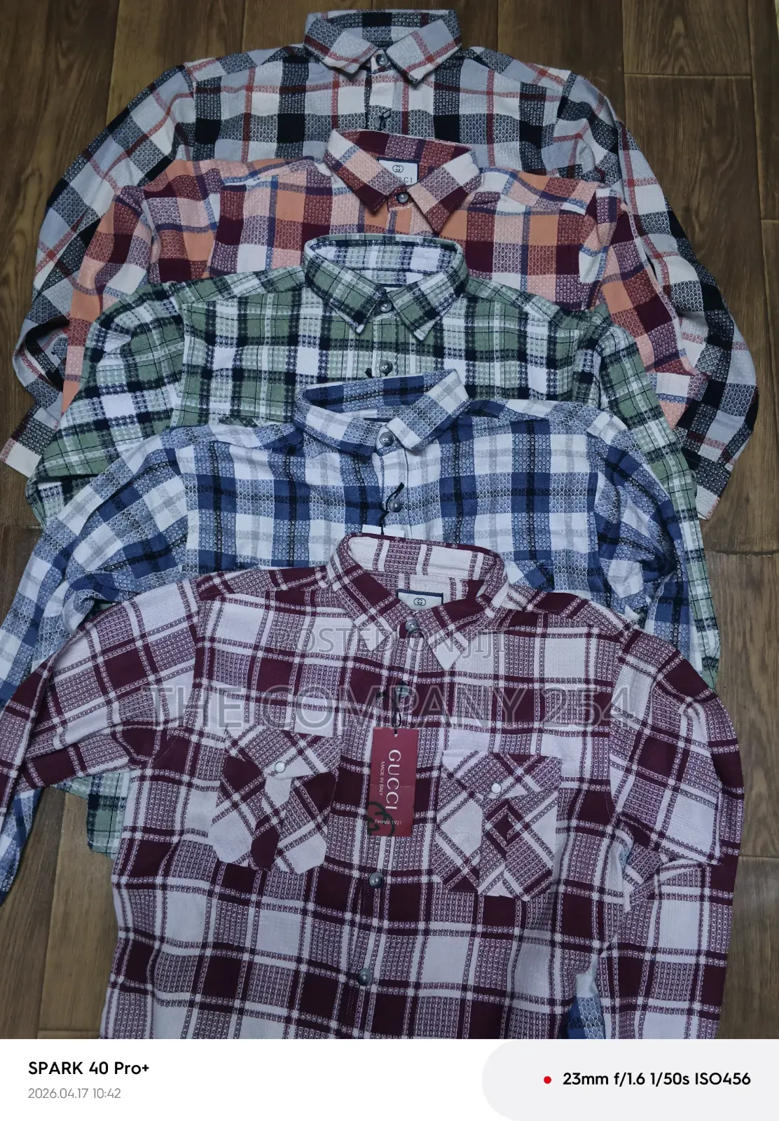 Quality Casual Long Sleeved Collar Checked Flannel Shirt Available