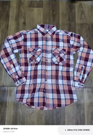 Quality Casual Long Sleeved Collar Checked Flannel Shirt Available