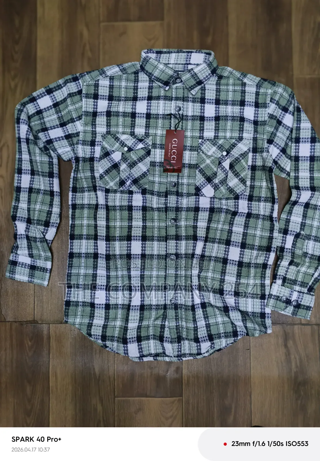 Quality Casual Long Sleeved Collar Checked Flannel Shirt Available