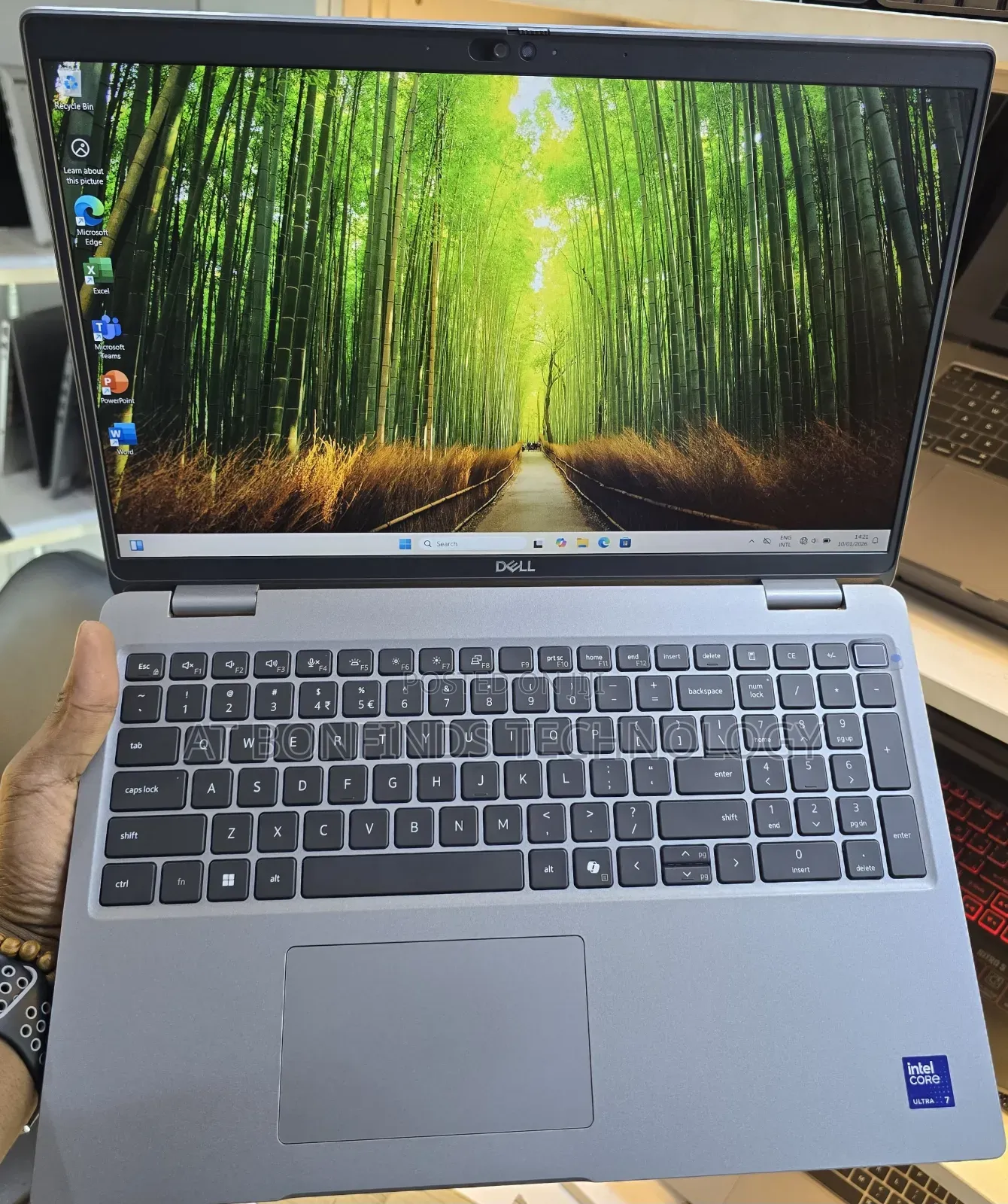 Laptop Dell G3 15 3590 32GB Intel Core Ultra 7 SSD 512GB