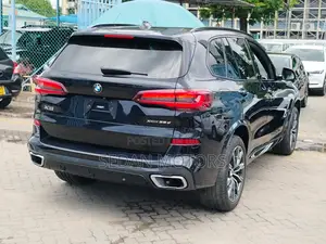 BMW X5 2019 Matt Black