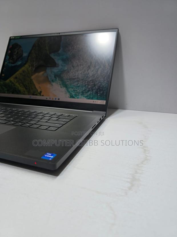 Laptop Razer Blade 16GB Intel Core i7 SSD 1T - thumbnail 4